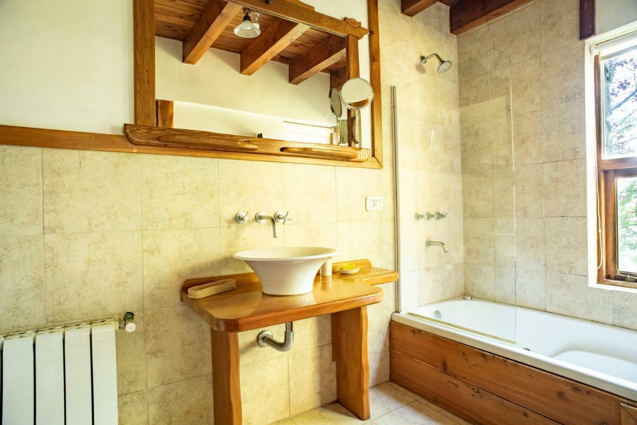 Colina Del Manzano Villa Villa La Angostura Exteriör bild